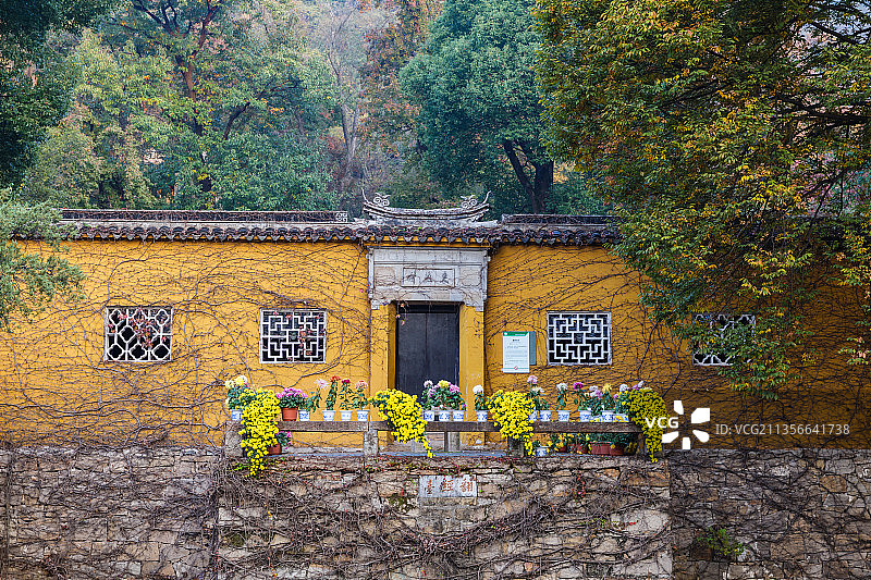 江苏苏州天平山风景名胜区咒钵庵图片素材
