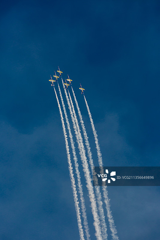 直插云霄图片素材