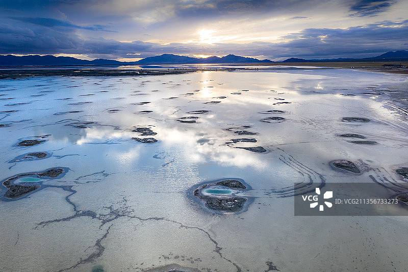 翡翠湖,矿物质,矿石,盐湖,著名景点,地形,地貌,自然,湖面图片素材