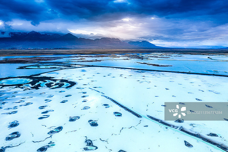 翡翠湖,矿物质,矿石,盐湖,著名景点,地形,地貌,自然,湖面图片素材