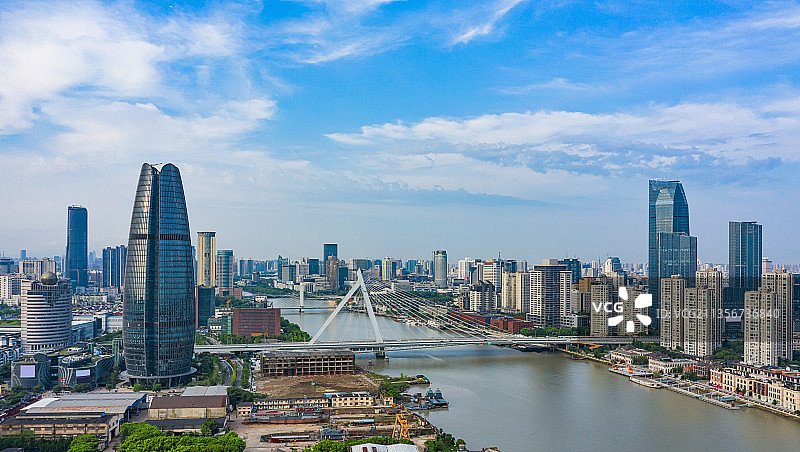 夏季航拍浙江省宁波市鄞州区江北区三江口甬江商贸中心都市风景图片素材