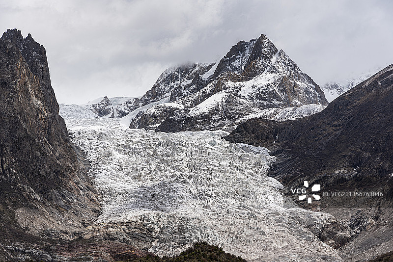 布加冰川风光图片素材
