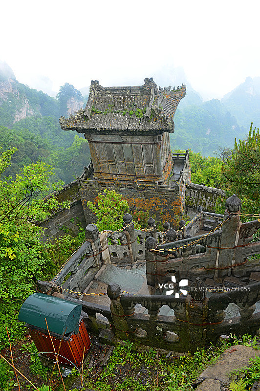 湖北十堰，武当山，中国最美 国家地质公园，中国道教圣地。图片素材