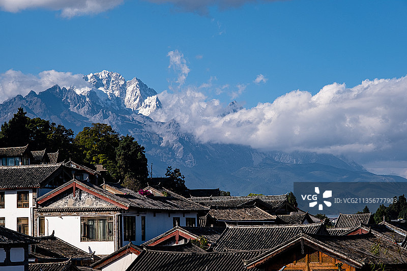 云南玉龙雪山扇子陡峰纳西民居大研古城图片素材
