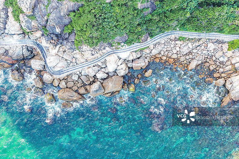 海南省三亚市海棠区蜈支洲岛旅游风景区环岛路图片素材