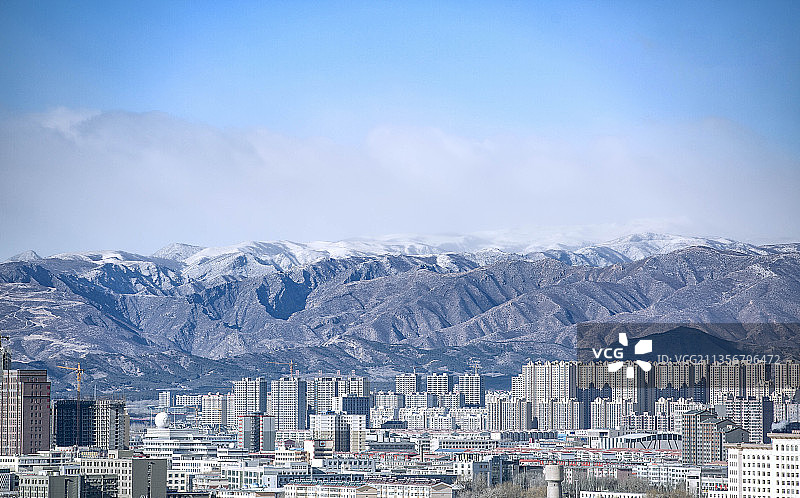 雪后大青山图片素材