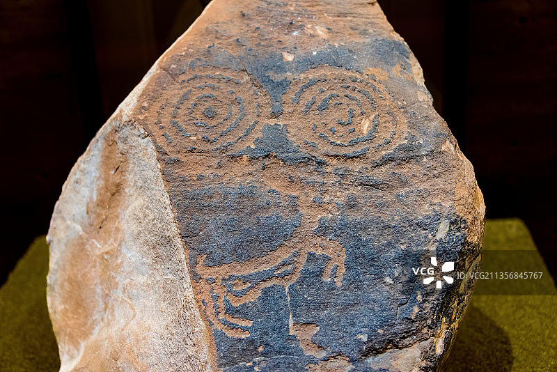 中国宁夏博物馆馆藏贺兰山岩画图片素材