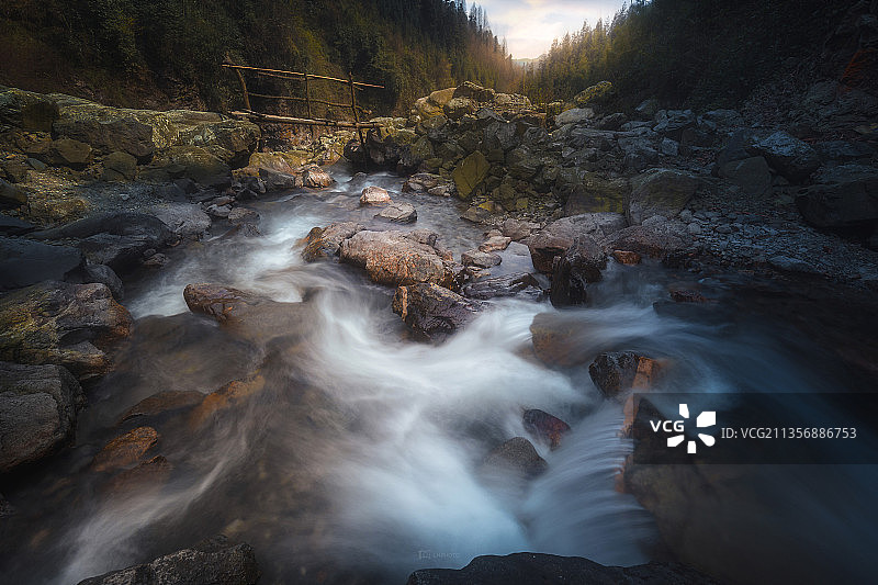 彭州蟠龙谷图片素材