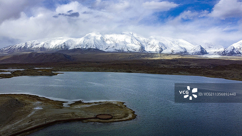 慕士塔格峰图片素材