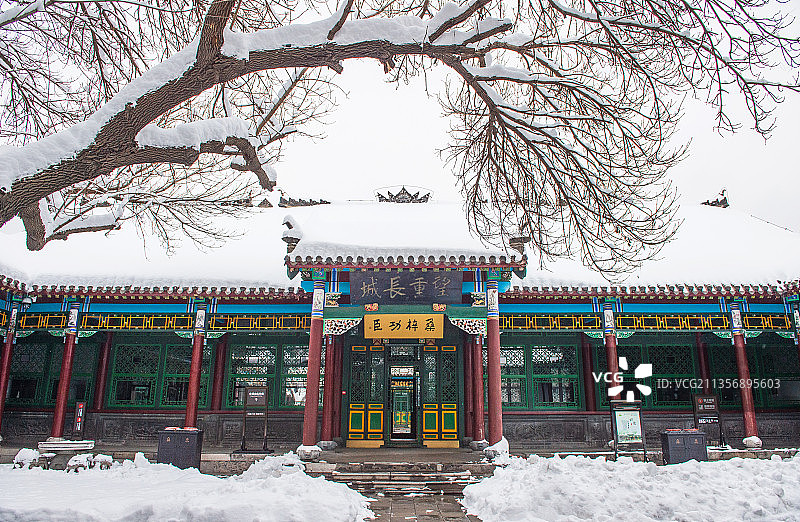 沈阳连降瑞雪 张氏帅府粉妆玉砌美不胜收图片素材