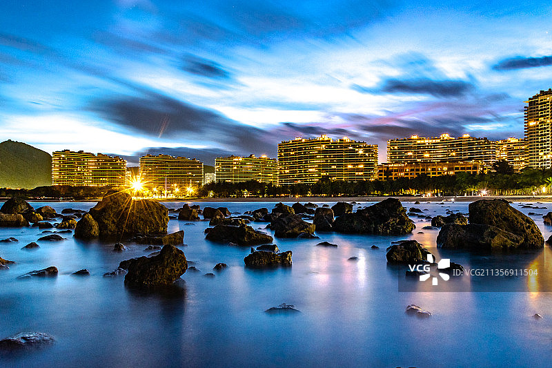 三亚小东海紫色晚霞图片素材