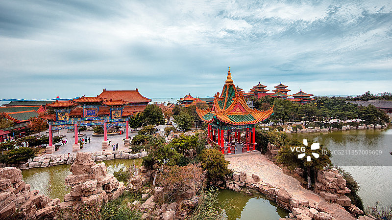 山东蓬莱三仙山，东方神话的源头，中国古典园林又一典范图片素材