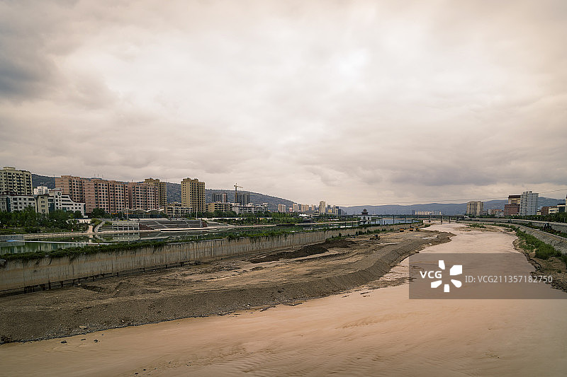 中国甘肃省天水市城市风光图片素材