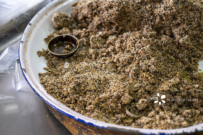 兰州小吃牛奶醪糟甑糕图片素材