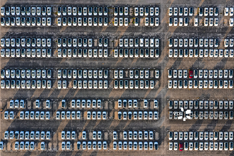 汽车生产停放停车场图片素材