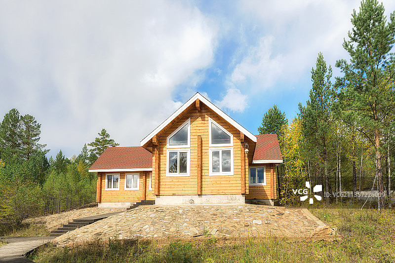 大兴安岭深处的童话小屋图片素材