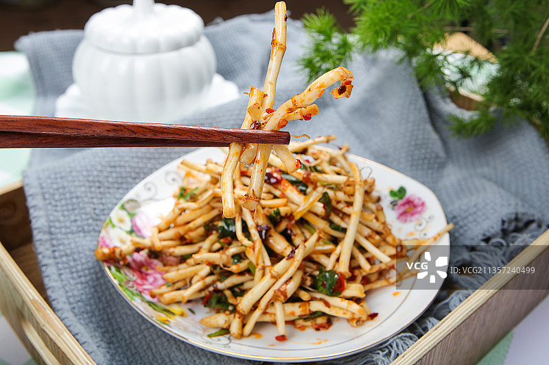 凉拌鱼腥草图片素材