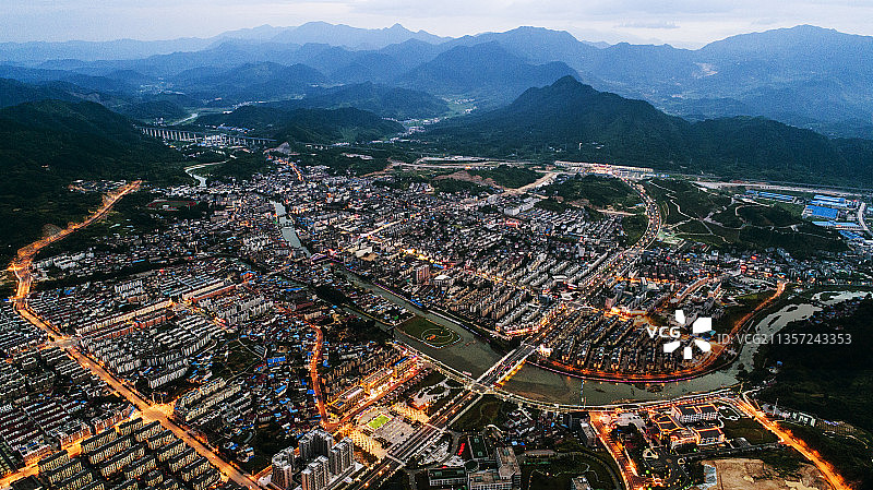 安徽省旌德县城市夜景图片素材