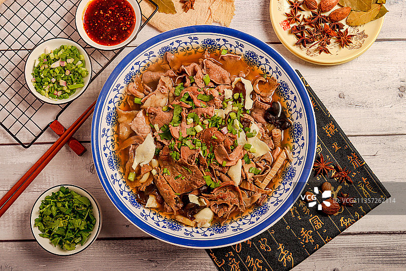 四川翘脚牛肉牛杂图片素材