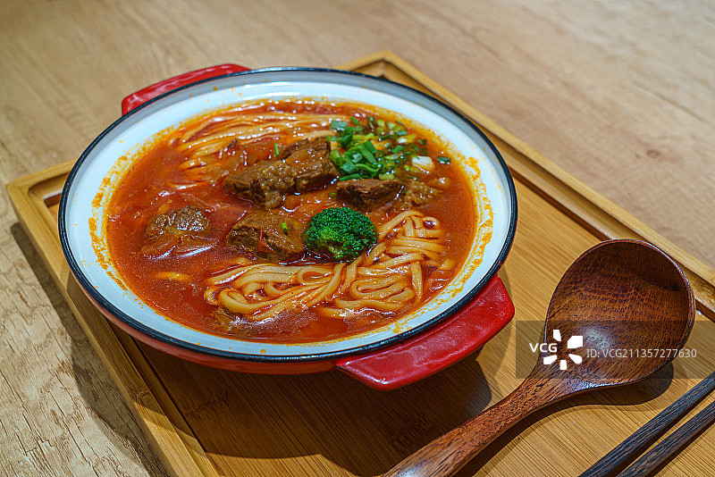 番茄牛肉面特写图片素材