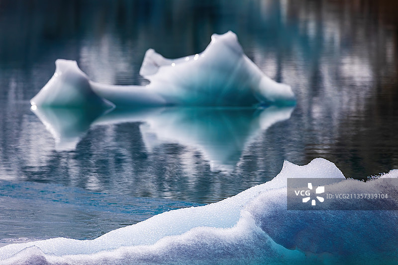 西藏日喀则曲登尼玛冰川图片素材