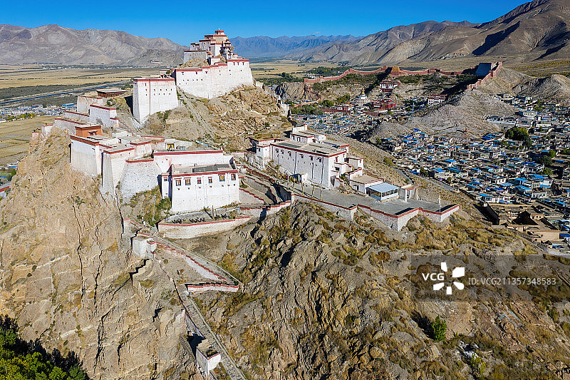 西藏日喀则江孜宗山古堡图片素材