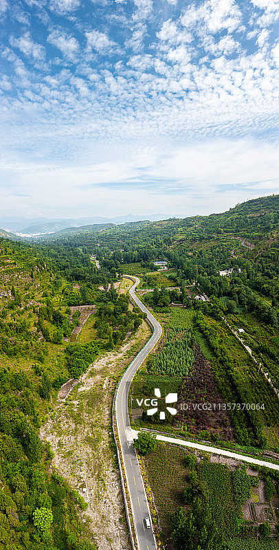 2021年代的河南西部乡村公路图片素材