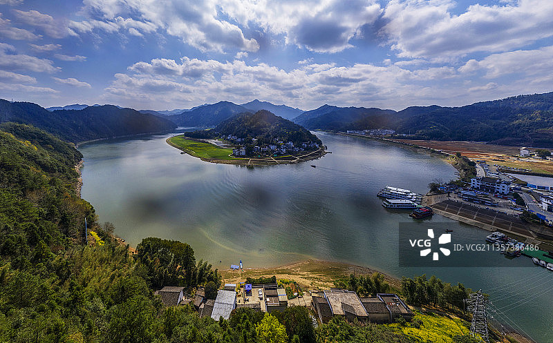 新安江源头深渡镇图片素材