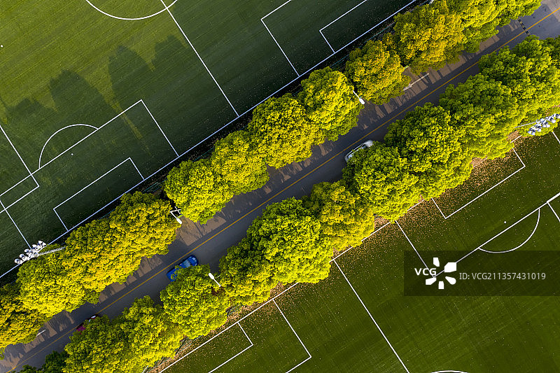 上海体院学院足球场图片素材