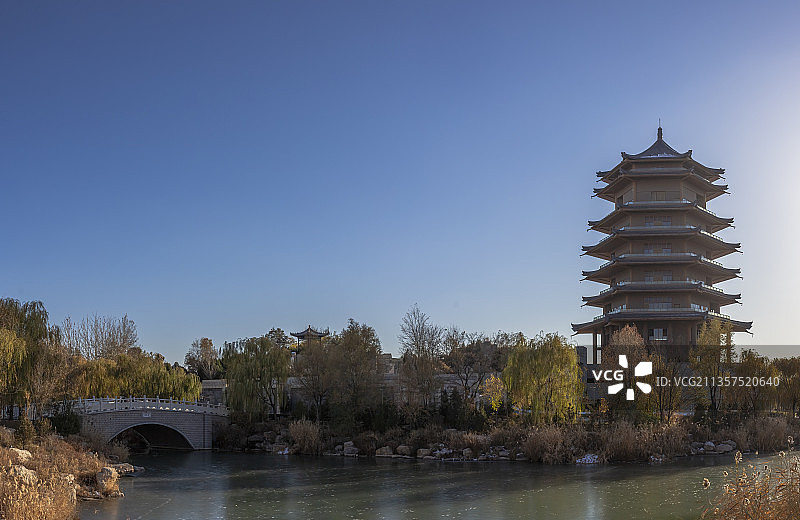 宁夏银川阅海水上公园——八角楼图片素材
