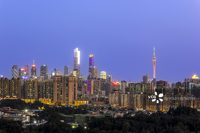 广州天河珠江新城CBD商圈夜景蓝调图片素材