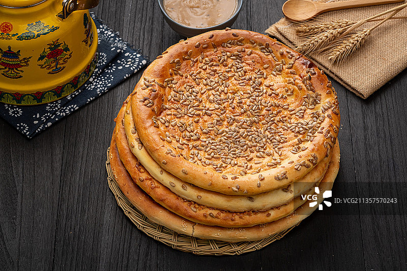 瓜子仁味的新疆馕饼图片素材