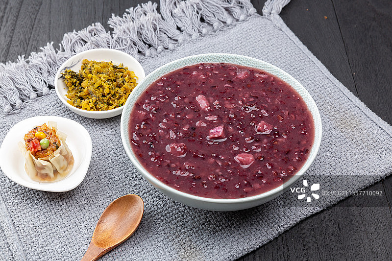 黑米紫薯粥图片素材