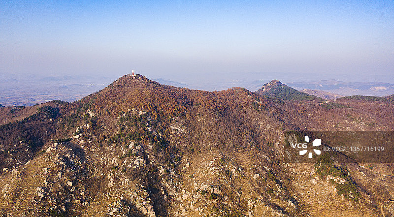 航拍山东省临沂市蒙阴县蒙山孟良崮秋季风景图片素材