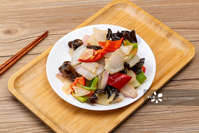 木耳炒洋葱图片素材