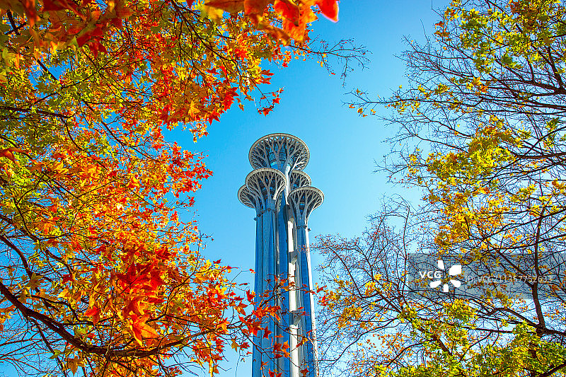 奥林匹克塔秋色图片素材