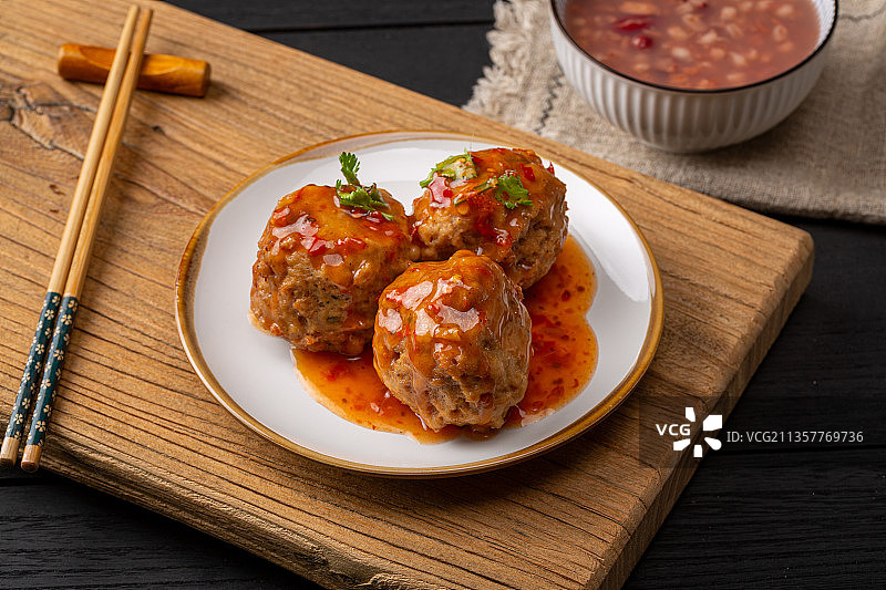 中华美食狮子头图片素材