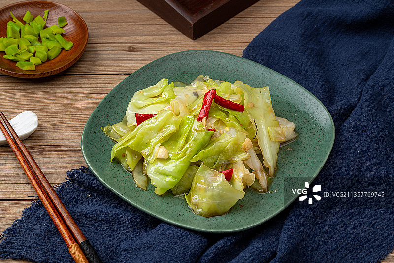 手撕包菜图片素材