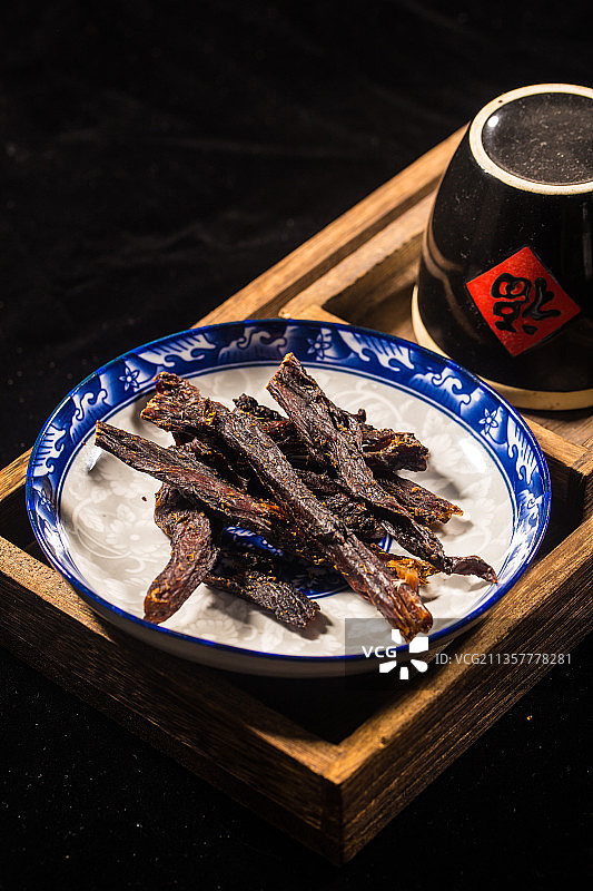 风干牛头条孜然味图片素材