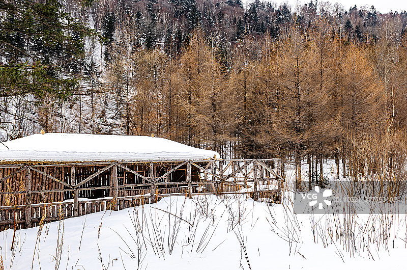 雪乡有雪的木屋图片素材