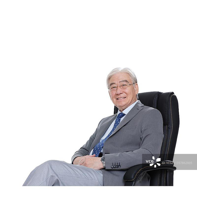一个休闲的商务老年男人图片素材