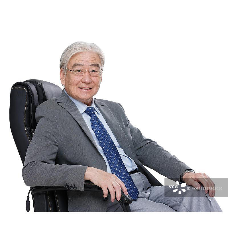 一个休闲的商务老年男人图片素材