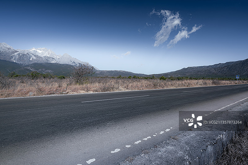 山区,乡村路,村镇路,高速路,平坦,山路,山里,公路,道路图片素材