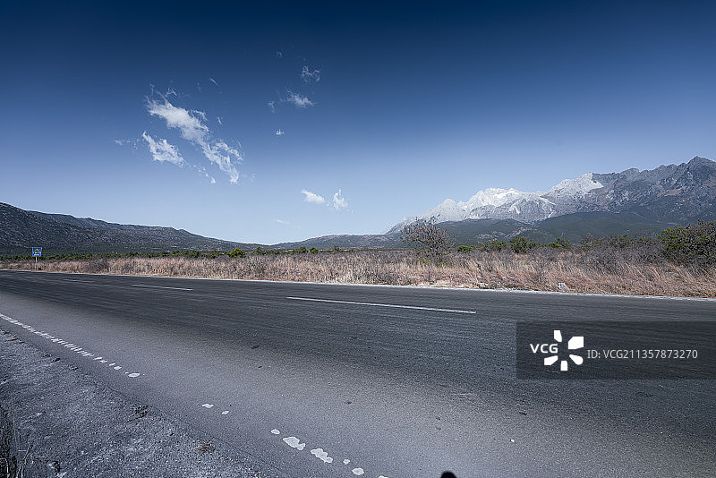 山区,乡村路,村镇路,高速路,平坦,山路,山里,公路,道路图片素材