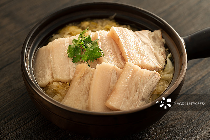 东北酸菜白肉火锅图片素材