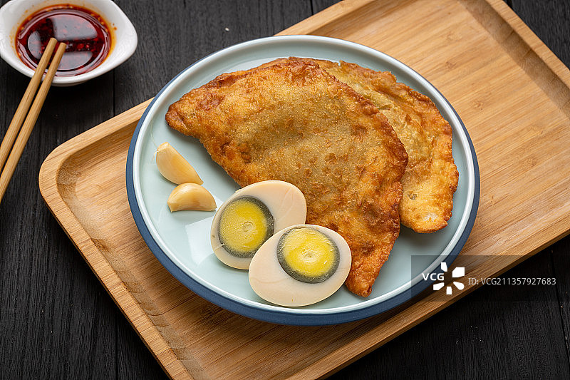 河南小吃：油炸菜角图片素材