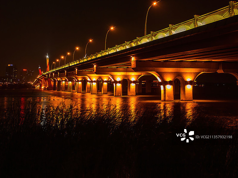 无锡-蠡湖公园-蠡园-蠡湖大桥-蠡湖之光图片素材