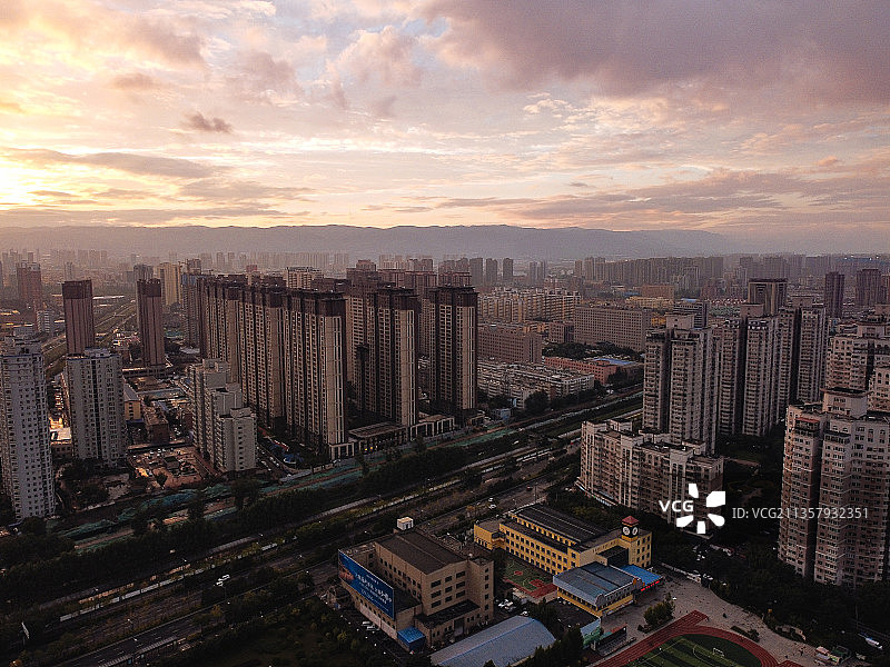 太原 万柏林区 迎泽大街 迎泽大桥  博物院 汾河 图书馆图片素材