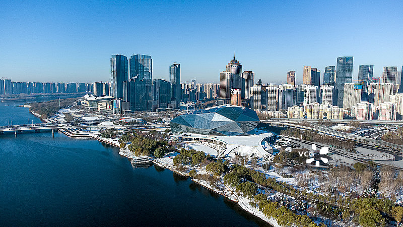 航拍沈阳大钻石-盛京大剧院图片素材