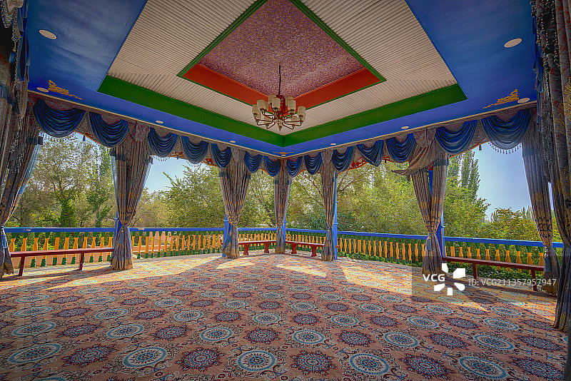 新疆维吾尔族凉亭图片素材